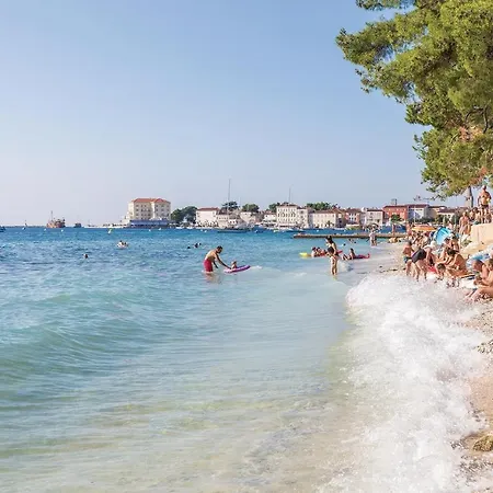 Beautiful In With Wifi Apartment Porec